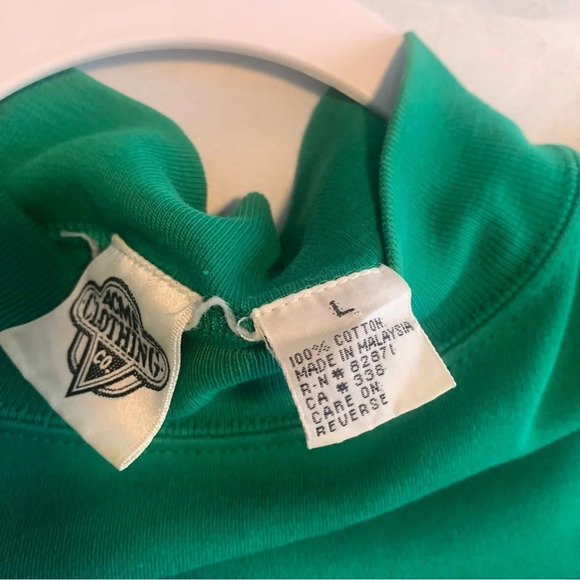 Vintage Looney Tunes Embroidered Large Mock Neck long sleeve shirt green - Picture 4 of 14